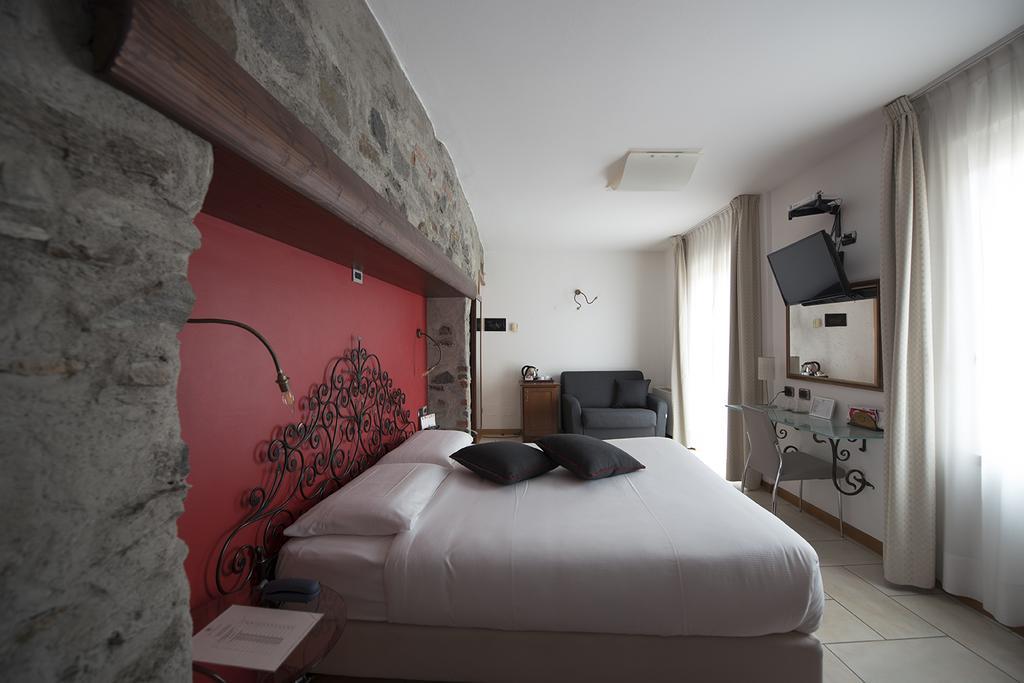 Hotel Villa Colico Exterior photo
